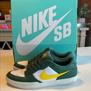 Nike Kids Green and White Sneakers with Yellow Swoosh